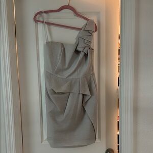 Elegant Gray One-Shoulder Dress